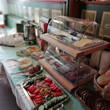 宾馆 Zum Frohsinn 3*